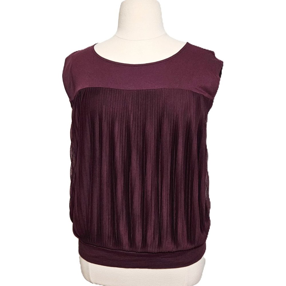 LOFT Pleated Front Sleeveless Top Size XL